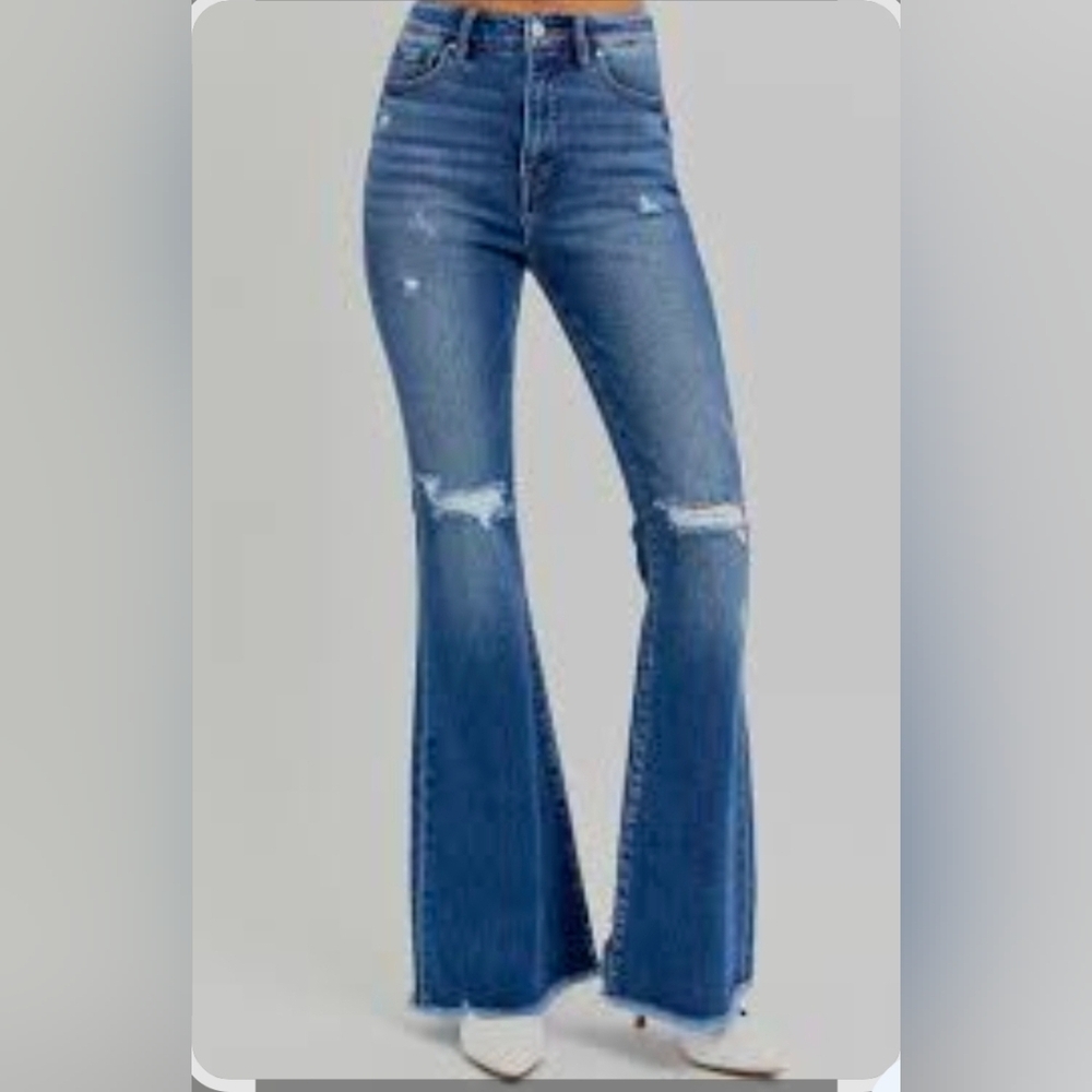 Risen High Rise Flare Distressed Raw Hem Jeans, Size 27/5